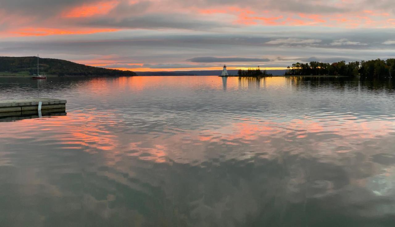 The Water'S Edge Inn & Gallery Baddeck Inlet Εξωτερικό φωτογραφία